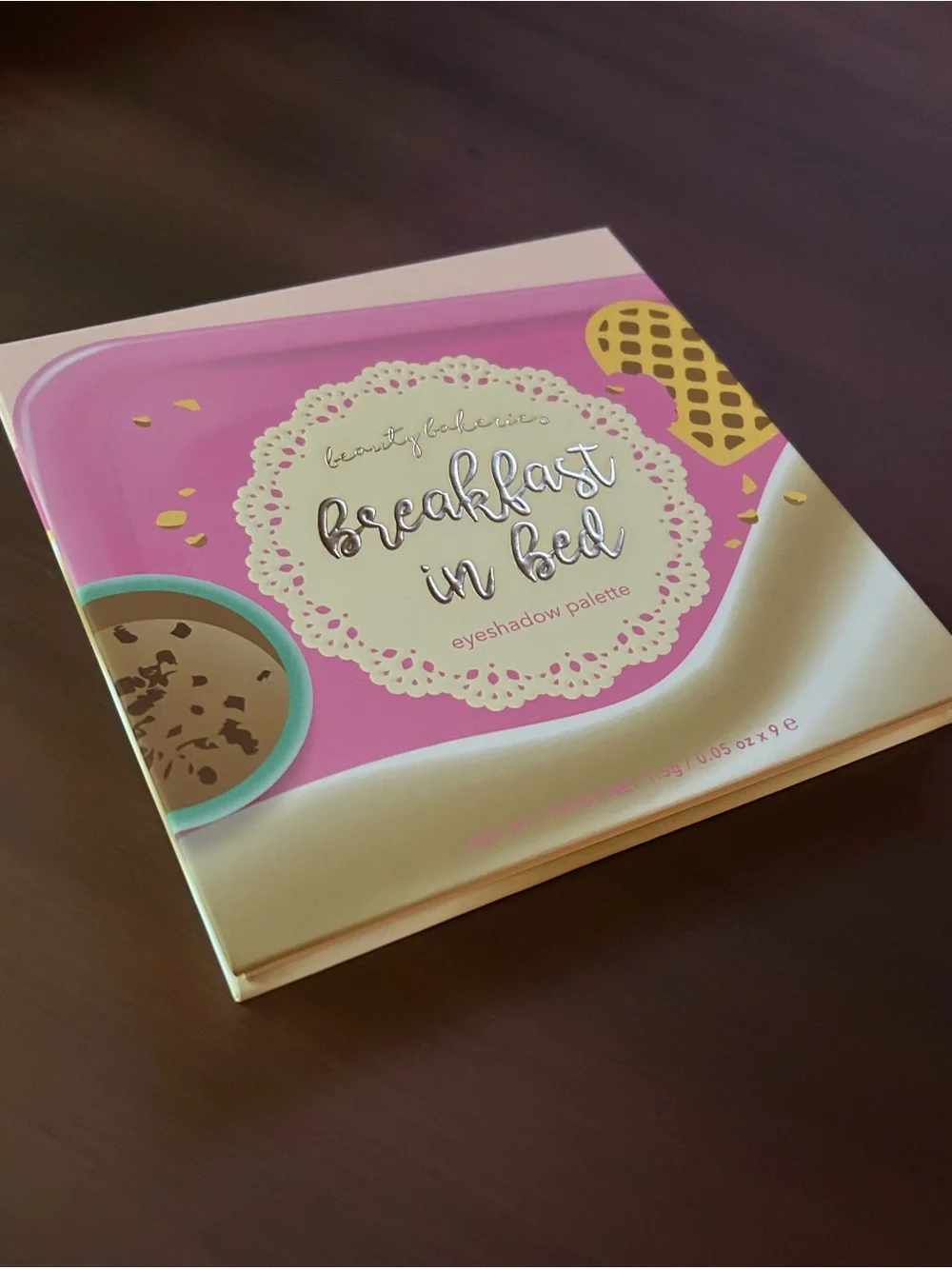 BEAUTY BAKERIE BREAKFAST IN BED EYESHADOW PALETTE